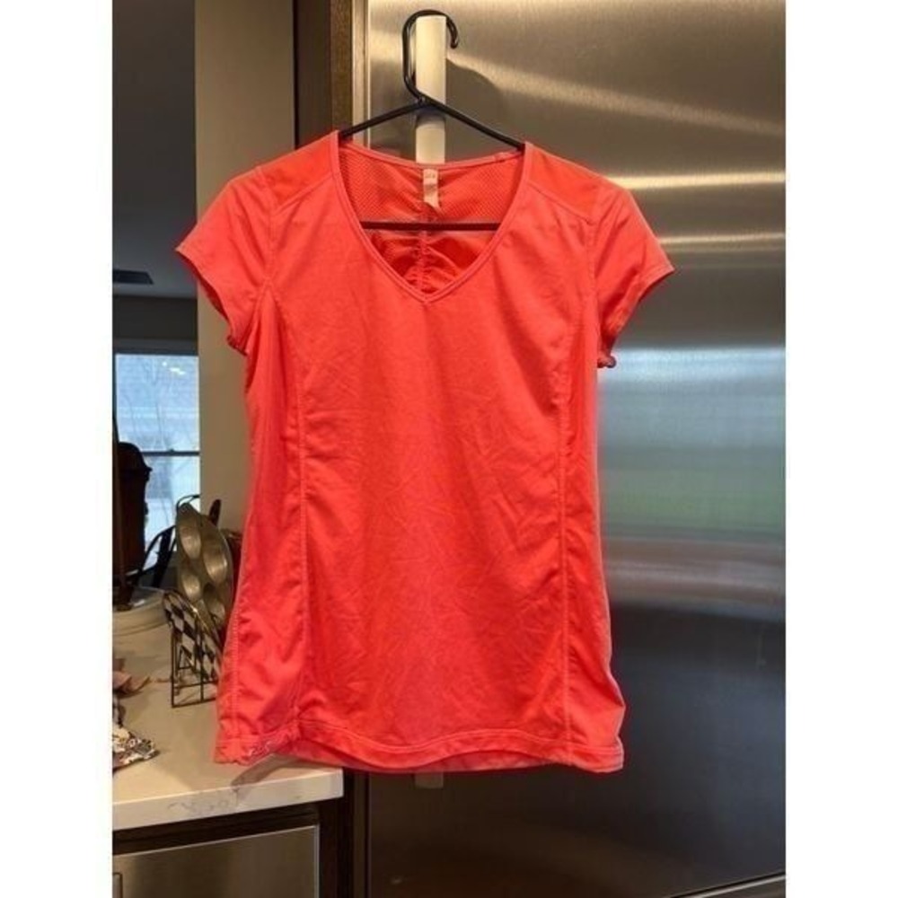 Lucy activewear, women's‎ shirt, size medium